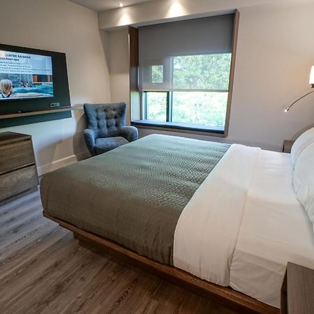 Hotel & Suites Normandin Levis Bagian luar foto