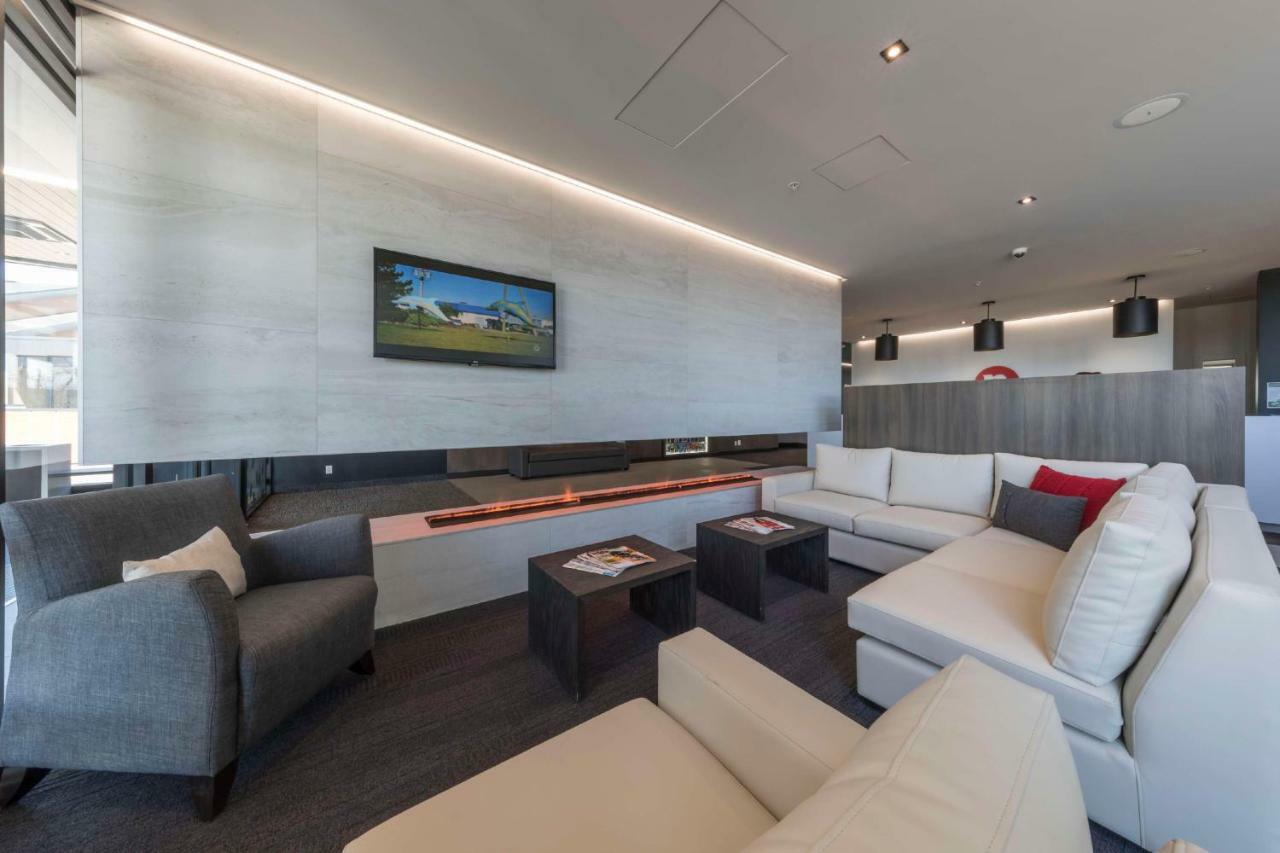 Hotel & Suites Normandin Levis Bagian luar foto