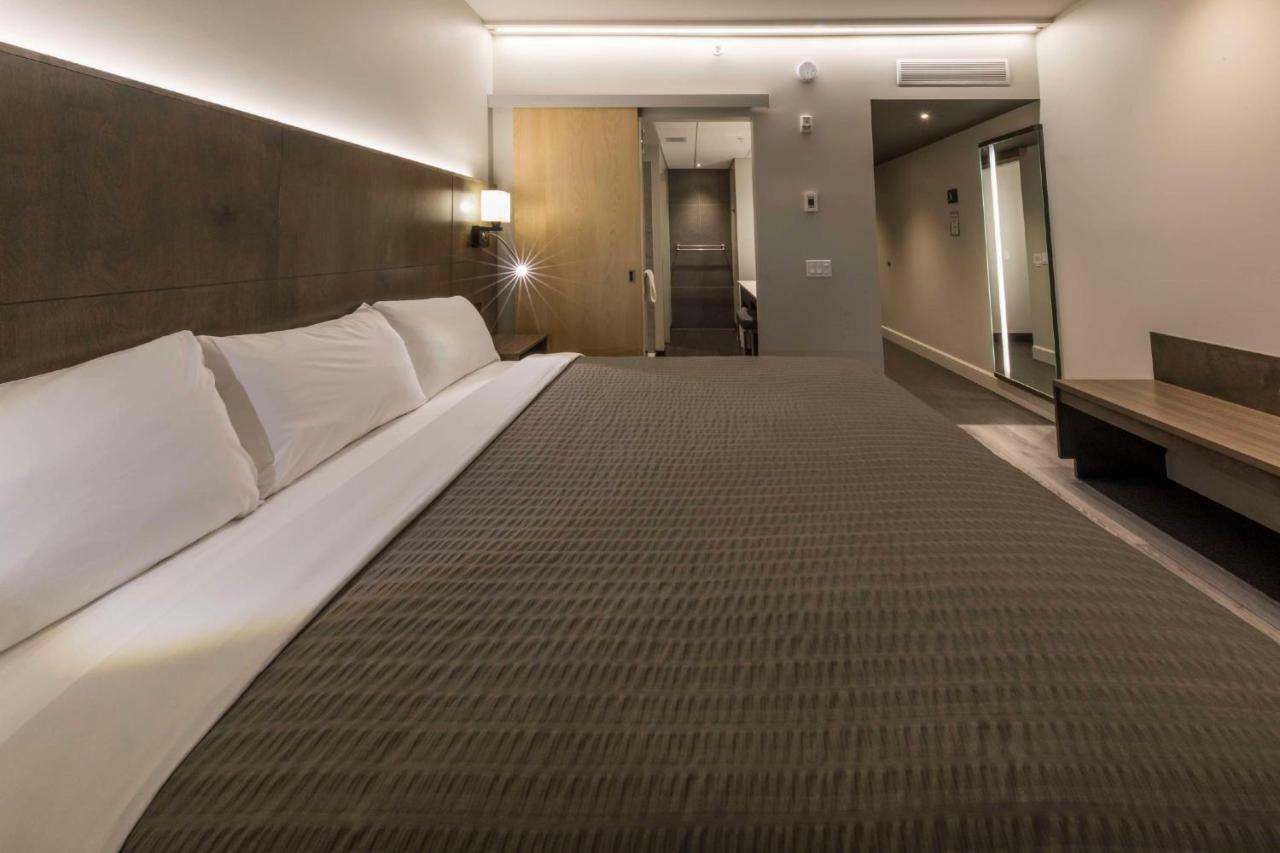 Hotel & Suites Normandin Levis Bagian luar foto